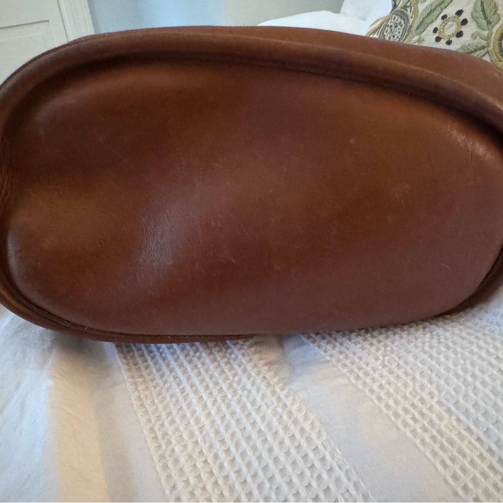 Coach Vintage Lulu’s Legacy Brown Leather Shoulder Bag 9952 - Picture 7 of 10